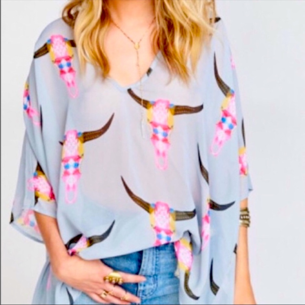 - 💗💙🖤SHOW ME YOUR MUMU Shook Tunic Light Bright Bull